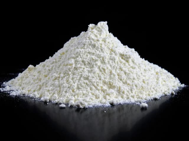 Ile szklanek to 420g mąki? Prosty przelicznik dla każdego kucharza