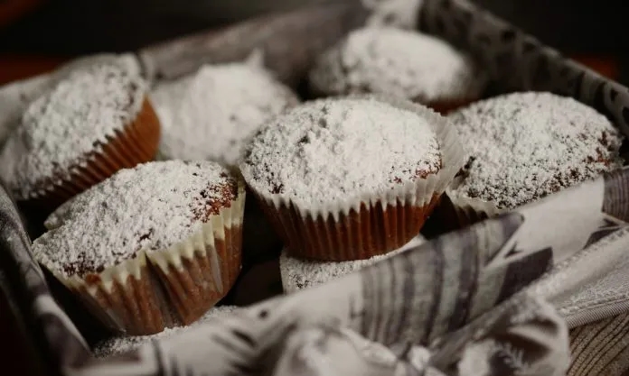 Jak długo piec muffinki, aby uniknąć ich wysuszenia?
